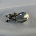 FROG TEA SCOOP 